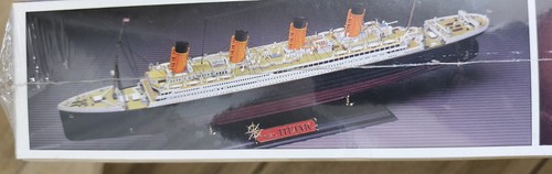 Maquette bateau 400 rms - bateau, 1/400
