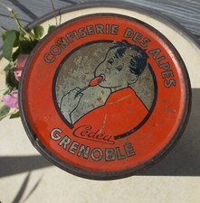 ANCIENNE GROSSE BOITE