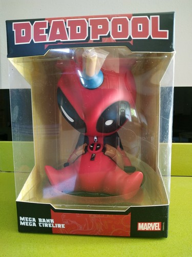 Baby deadpool mega tirelire - baby,