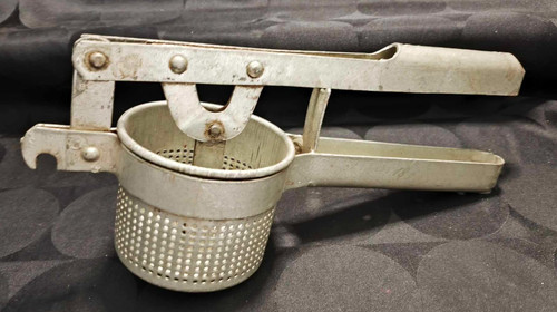 Vintage ancien presse purée - vintage, presse-purée