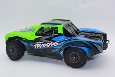 Traxxas 108164 Mini-Slash BL-2S 4x4 VERT Short Course RTR Avec LiPo & Chargeur