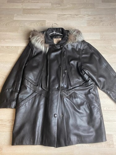 Manteau femme en cuir - 🧥,