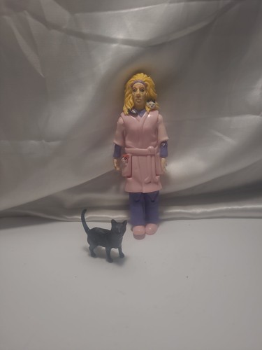 2014 archie mcphee - 2014,