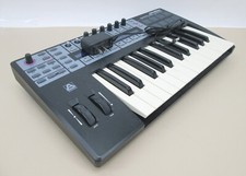Novation Remote 25SL Midi