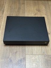 Microsoft Xbox One X - À