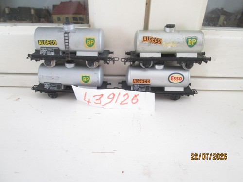 439 lots de - 439/26, quatre