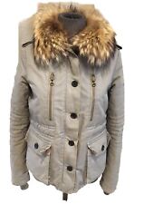 Très Belle Et Authentique