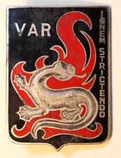 insigne de POMPIER - SAPEUR POMPIER insigne métallique de sapeur pompier VAR