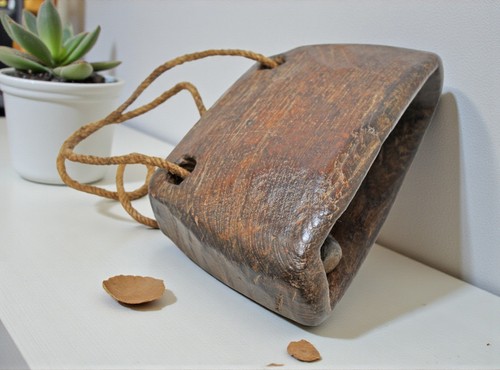 Cloche bois antique animaux - en,