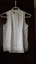 Promod Superbe haut blanc petites fleurs dentelle T 36