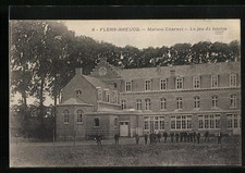 CPA Flers-Breucq, Maison Charvet, le jeu de boules 