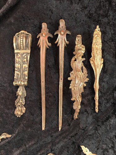 Ornements pied bronze - n°19/,
