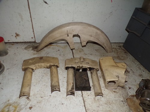 Lot carénages fourche - fourche, garde