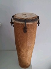 Tambour, Djembe Ethnique Instrument De Musique En Bois. Tam- Tam Afrique 