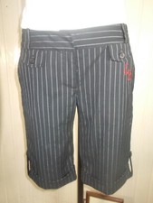 Short pantacourt bermuda noir rayé EMILY THE STRANGE S 36/38 brodé rouge 21JU3