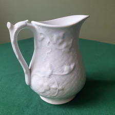 Faïence Opaque Sarreguemines XIX ème Pot à lait crémier 12 cm  blanc relief RARE