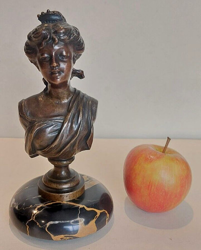 Anonyme bronze buste femme - anonyme,