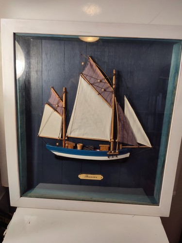 Cadre vitrine bateau demi - cadre,