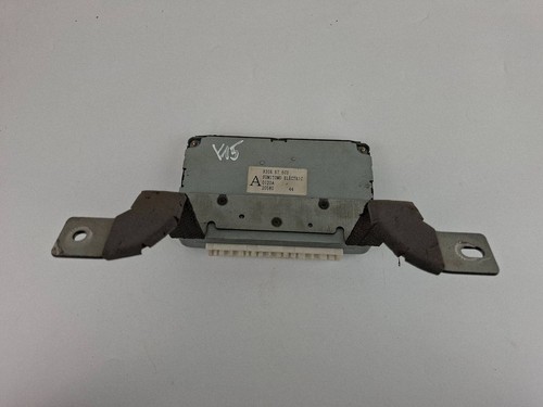 Mazda 323 2000 calculateur