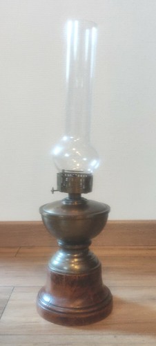 Ancienne lampe pétrole - ancienne,