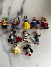 LOT 10 FIGURINES VINTAGE BULLY