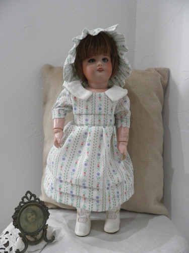 Jolie robe plis - a,
