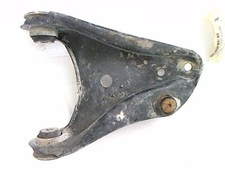 Triangle inferieur avant droit