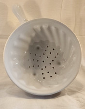 Passoire ancienne de bistrot