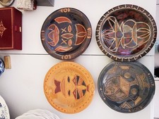 Magnifique lot de 4 assiettes