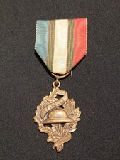 X3/09/25 (REF27401) Médaille