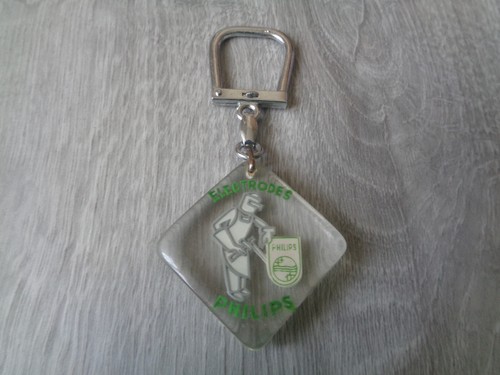 Ancien porte cle - porte,