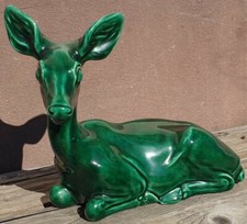 Biche en céramique,faïence /