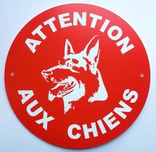 panneau ATTENTION AUX CHIENS signalétique