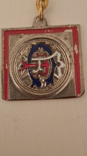 Tres rare porte - tres,