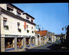 MONT-L'EVEQUE (60) CITROEN 2CV & RENAULT 4L au TABAC-RESTAURANT "LE FONTENOY"