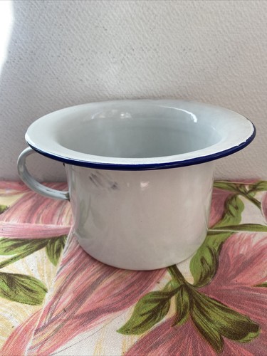 Ancien pot chambre - de,