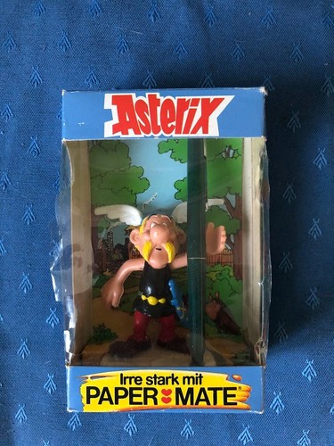 Ultra rare asterix paper mate