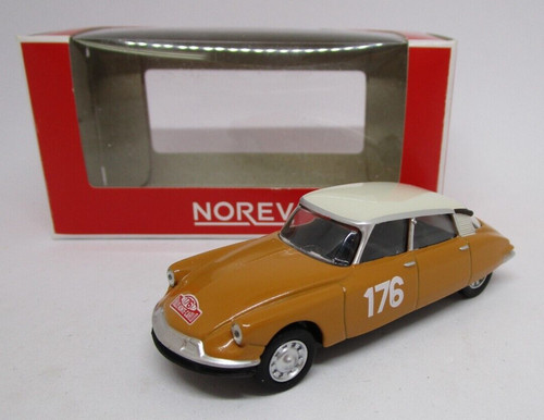 Av460 norev citroen ds id - 1/58,