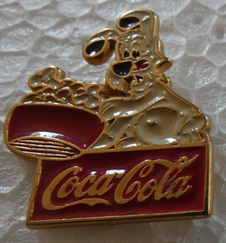 Rare pin asterix idefix - pin's,