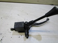 maitre cylindre de frein avant