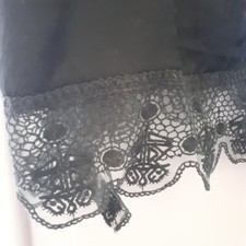 Robe jupon  Marithé et François GIRBAUD en dentelle verte foncée I46 F42 D40