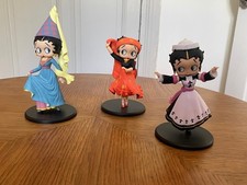 Collection de poupées Betty