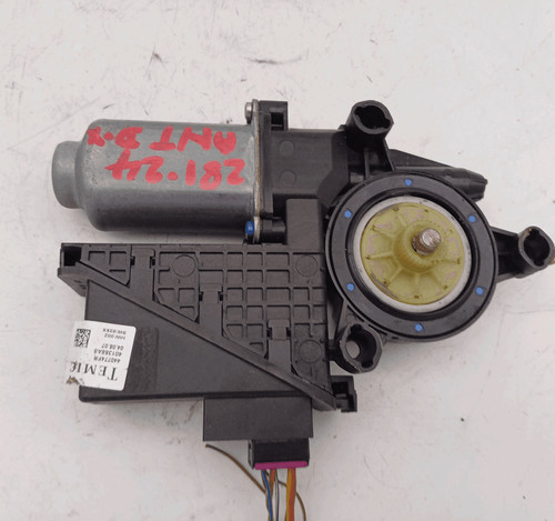 Moteur lève vitre avant - lève-vitre,