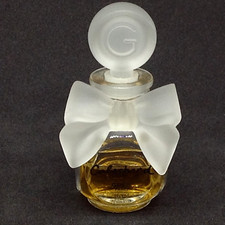 GRES CABOCHARD Parfum 15ml - A moitié  tout en verre sans boite - collectionneur