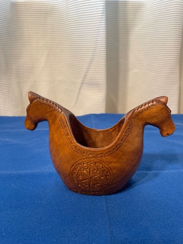 Vintage double horse head wood