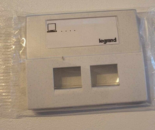 Legrand enjoliveur 85784