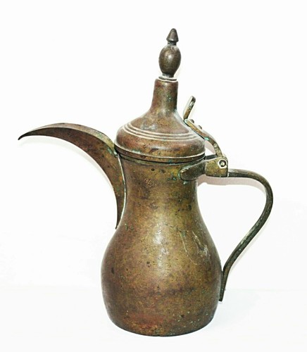 Ancienne cafetière arabe