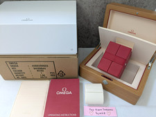 Authentique boîte de montre en bois Omega avec boîte cube rouge de voyage der...