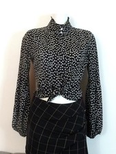 ? Chemisier/ Chemise Noir à Fleurs Blanches à Manches Longues- Taille S- Vonda