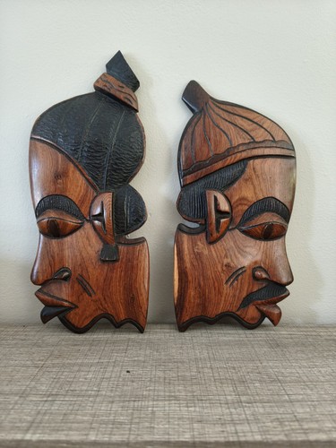 Lot masques muraux en - masques,